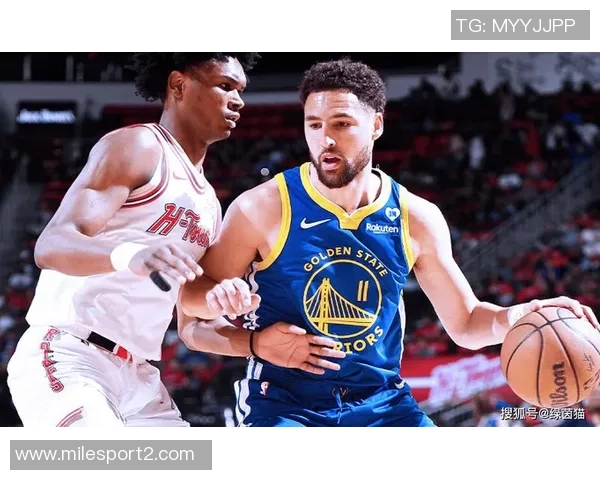 火箭战胜勇士的关键因素解析阵容深度与身体对抗的双重优势 火箭战胜勇士的关键因素解析阵容深度与身体对抗的双重优势