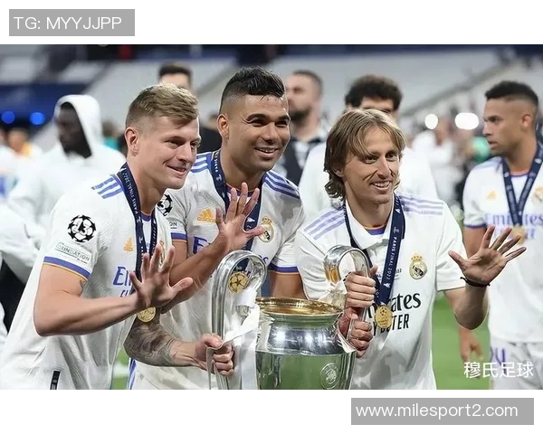 朱辰杰畅谈足球偶像与智慧球员C罗与莫德里奇的独特魅力