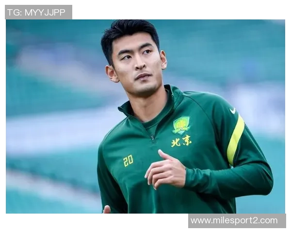 王子铭在国安基地自主训练寻求提升出场机会的决心与努力