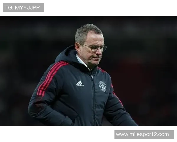 曼联解雇穆帅与滕哈赫的分手费揭秘总额达5490万镑